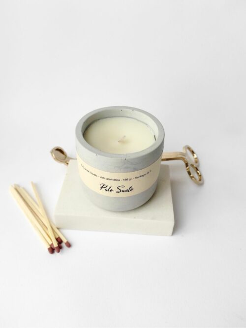 Vela Palo Santo en tarro de cemento